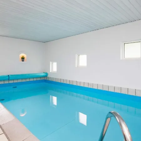 10 Person In Bl Vand Hotel