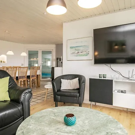 Hotel 10 Person In Bl Vand Blavand